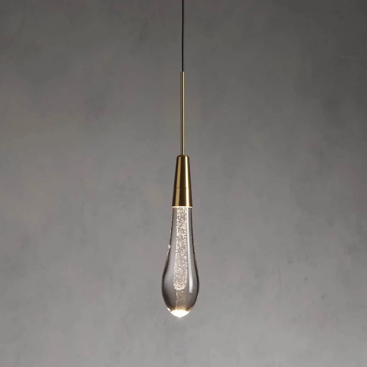 SOLITAIRE MODERN PENDANT 13"H