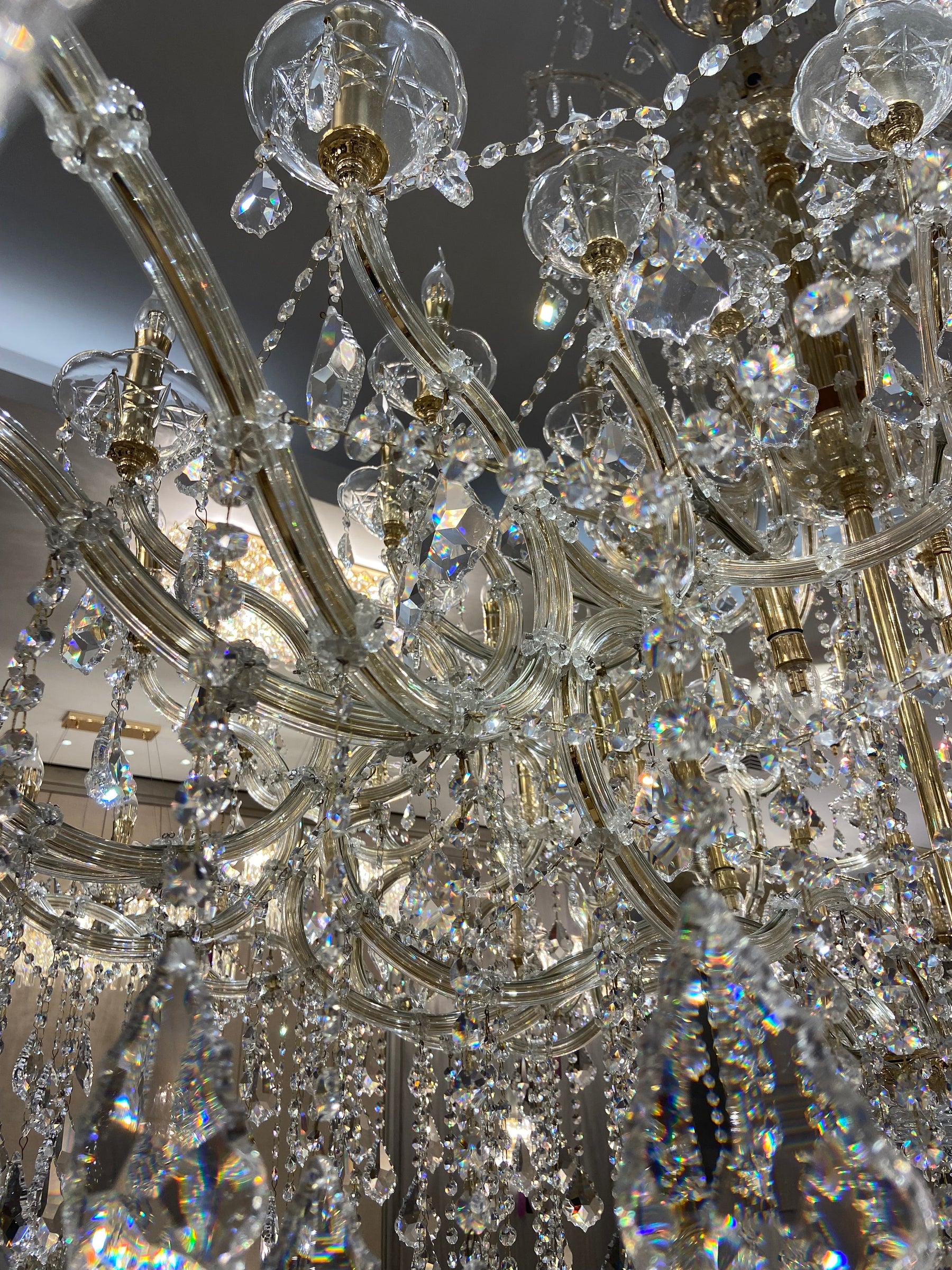 Extra Large Multi-layers Luxury Candle Branch Crystal Chandelier for Living Room/Foyer/Stairs