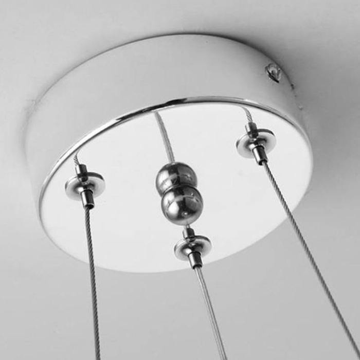 Daniel Aluminum Chain Tassel Pendant Light