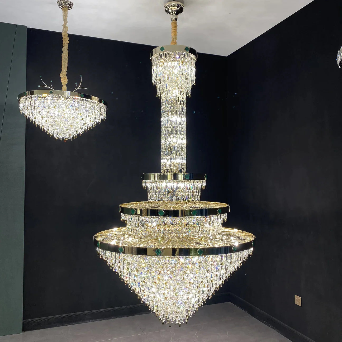 Extra Large New 3-layers Conical Creative Crystal Chandelier For High-ceiling Foyer/Hallway/Entryway