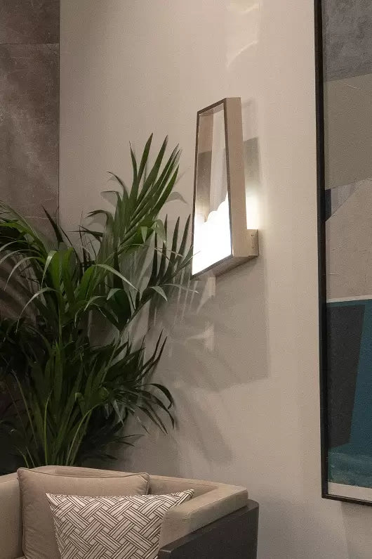 Modern Light Luxury Alabaster Chandelier in Gold Finish