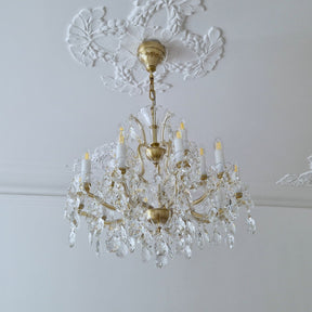 15-flame Teresian chandelier with crystal almonds and matte gold metal