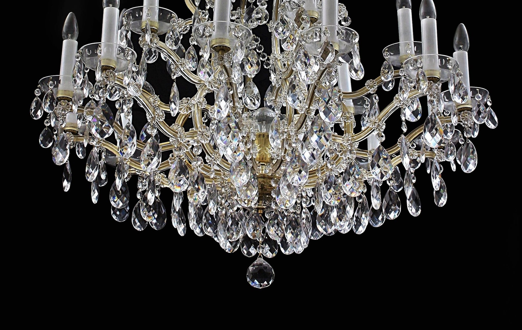 18-flame high Maria Theresa crystal chandelier with crystal almonds II.