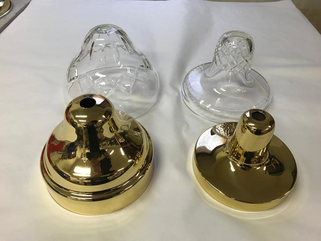 36-flame Teresian chandelier with crystal almonds and designer bobeches