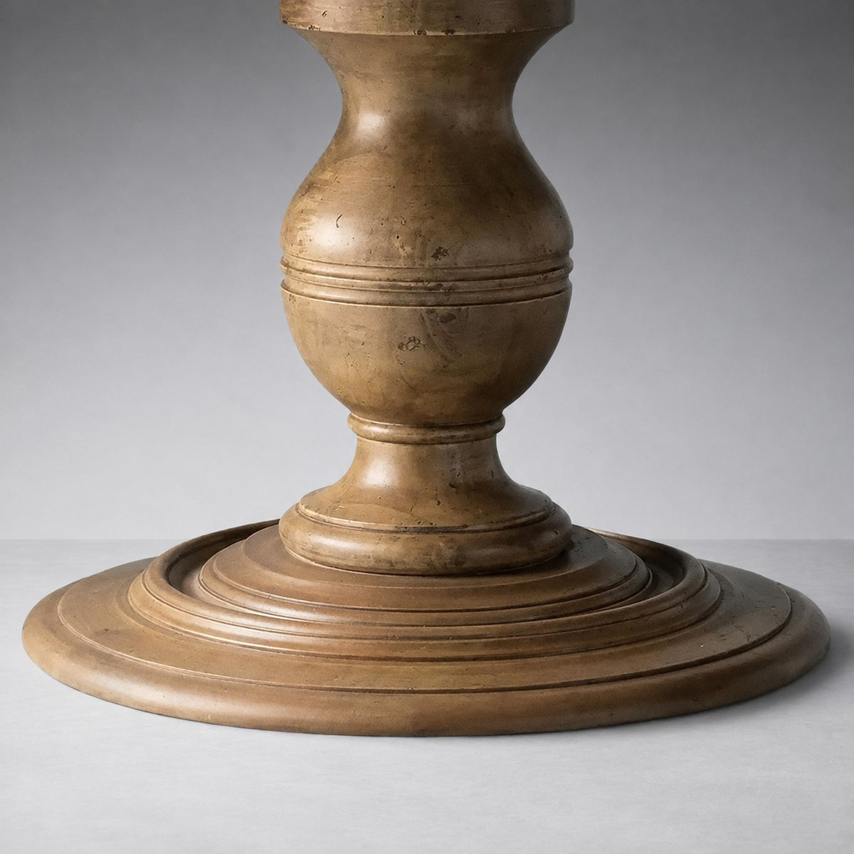Round Dining Table in Hand-Carved Tulipwood