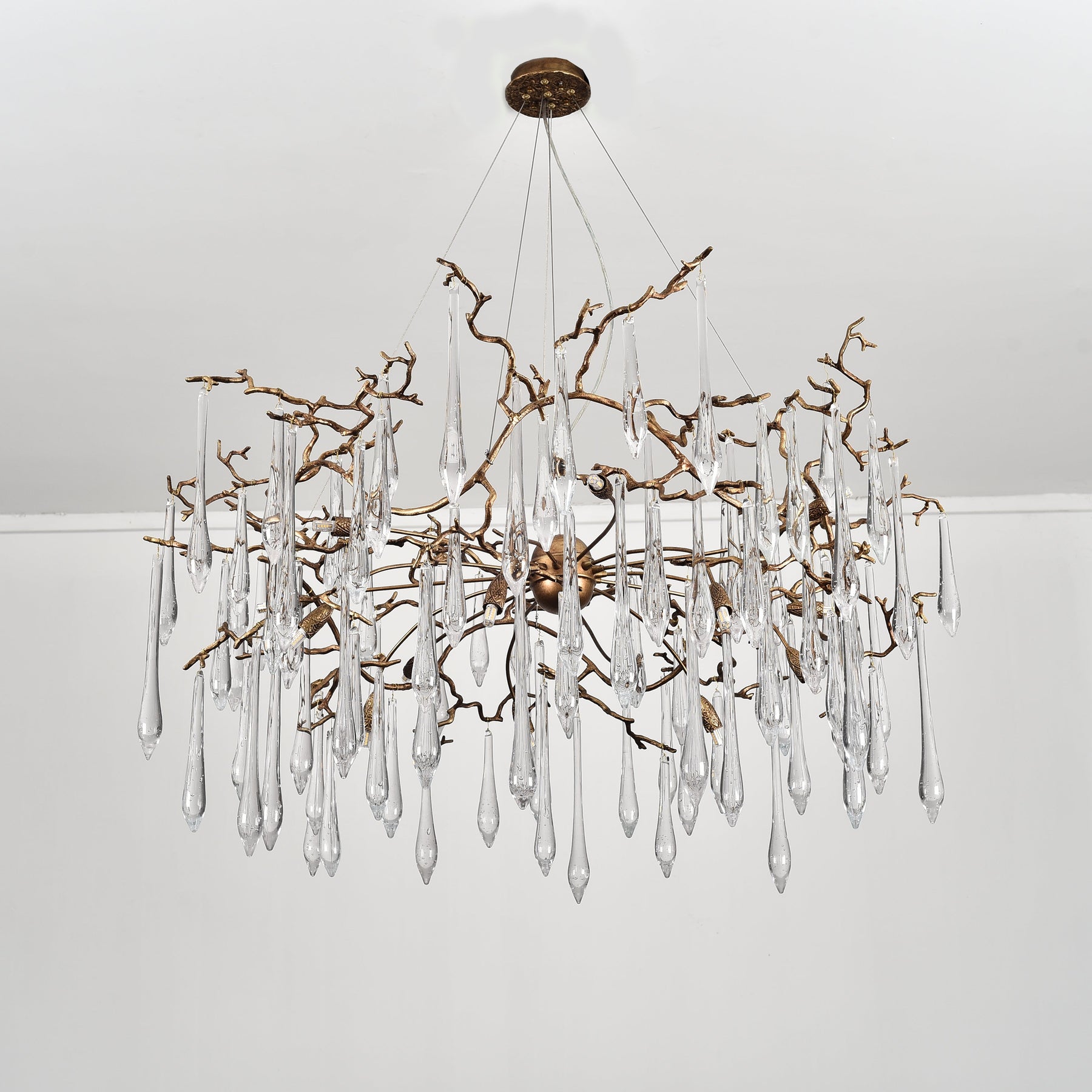 Dawn Teardrop Branch Brass Round Chandelier