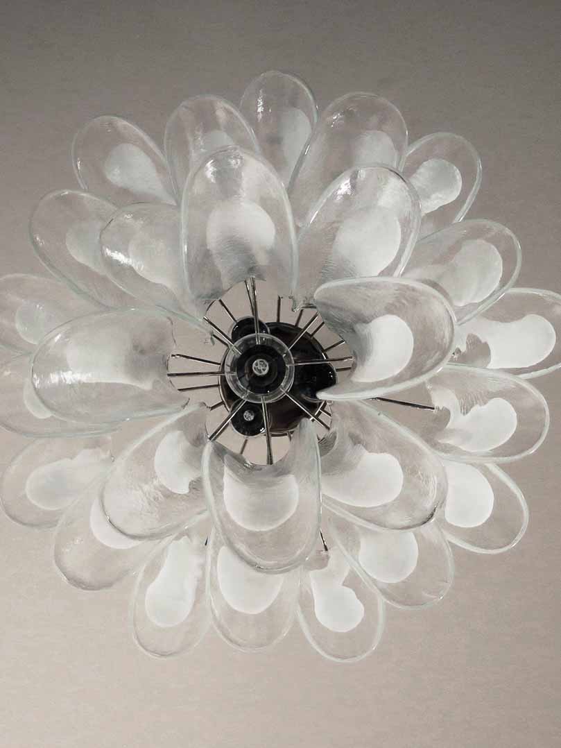 Murano Chandelier â€?26 petals â€?White