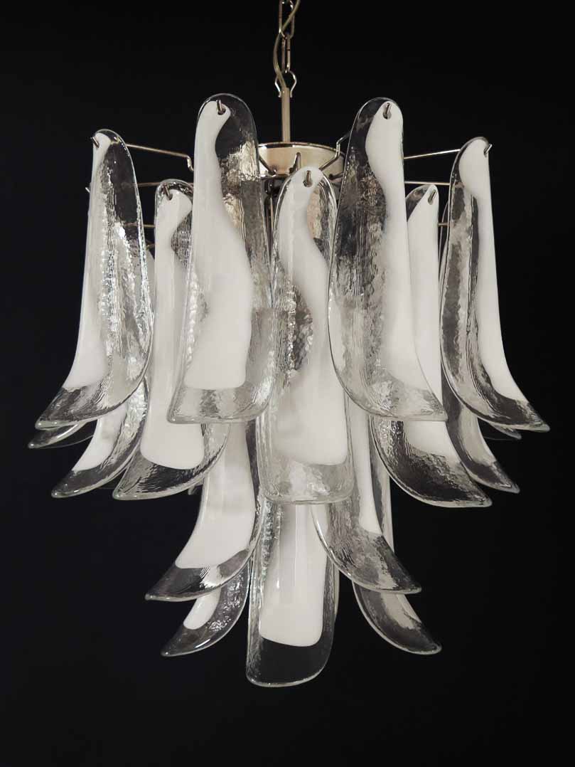 Murano Chandelier â€?26 petals â€?White