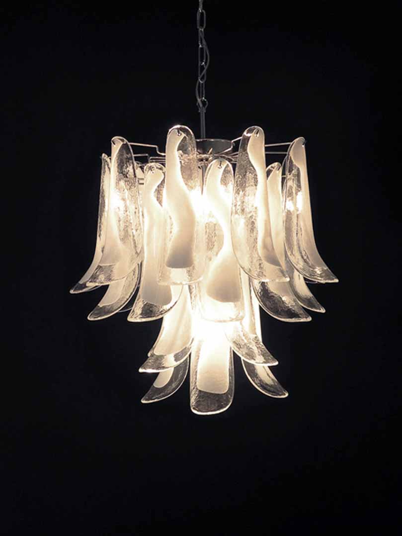 Murano Chandelier â€?26 petals â€?White