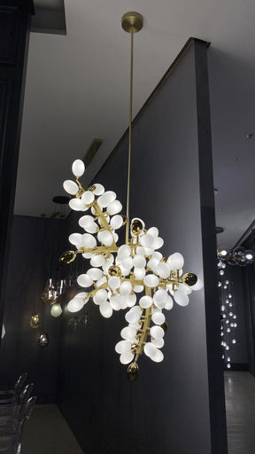 Light Luxury Nordic Creative Art Designer Pure White Grape Chandelier for Living/Dining Room