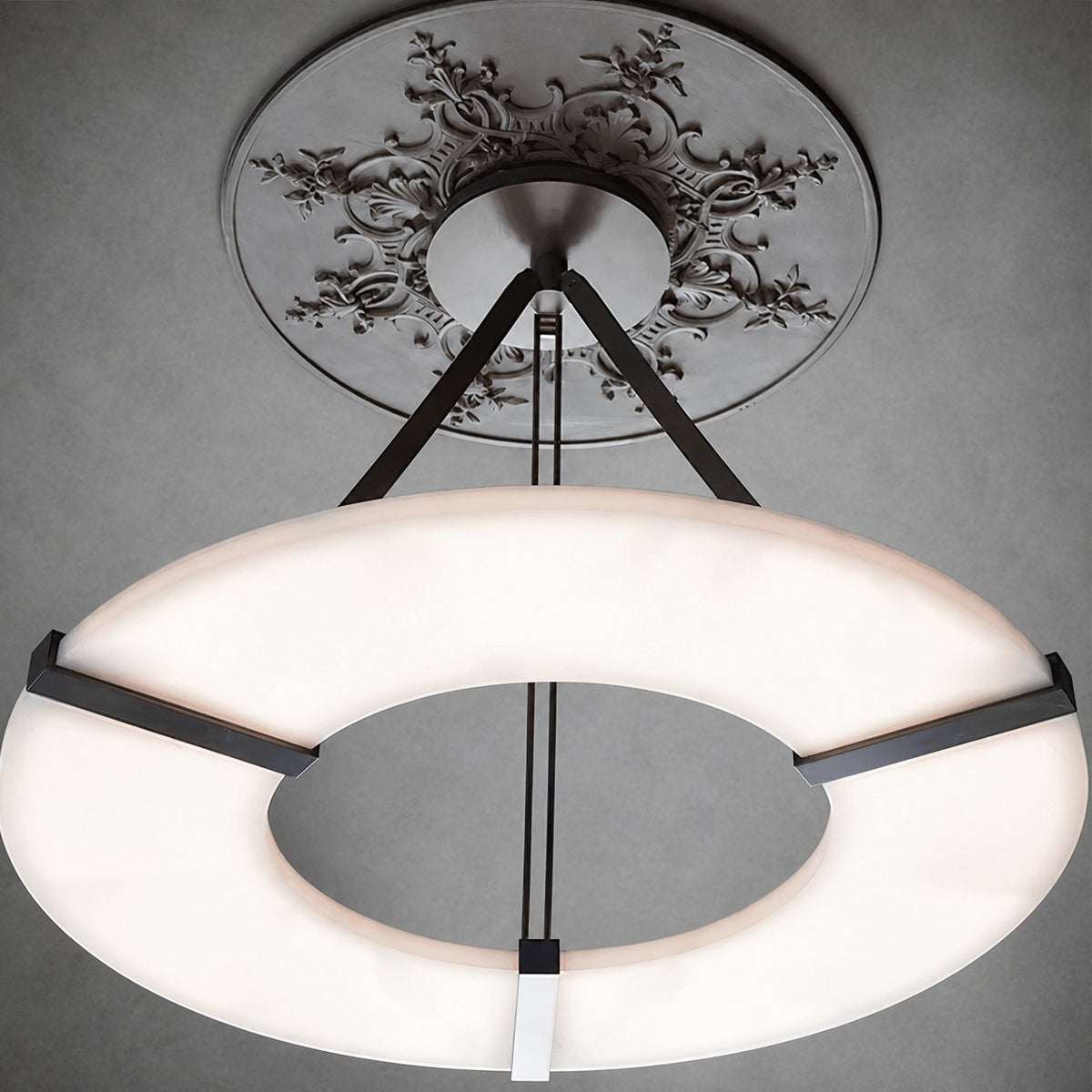 Alabaster Halo Pendant Light – Black & White LED Chandelier
