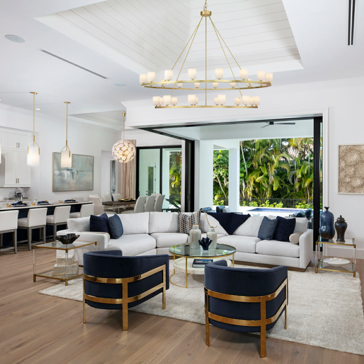 Balle Round Chandelier