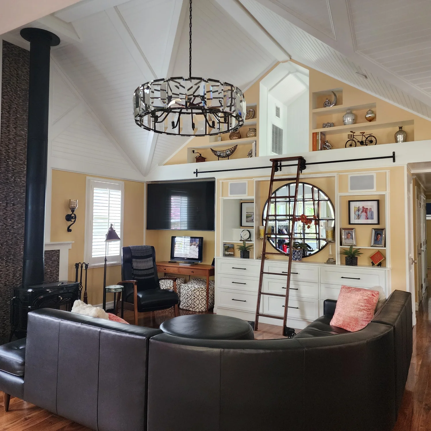 Charles Multicurve Modern Crystal Round Chandelier