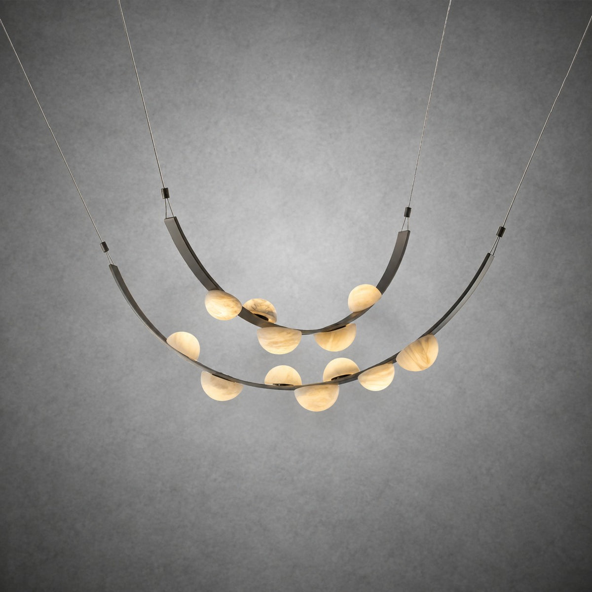 Dew Drops Alabaster LED Chandelier – Black White Warm Light