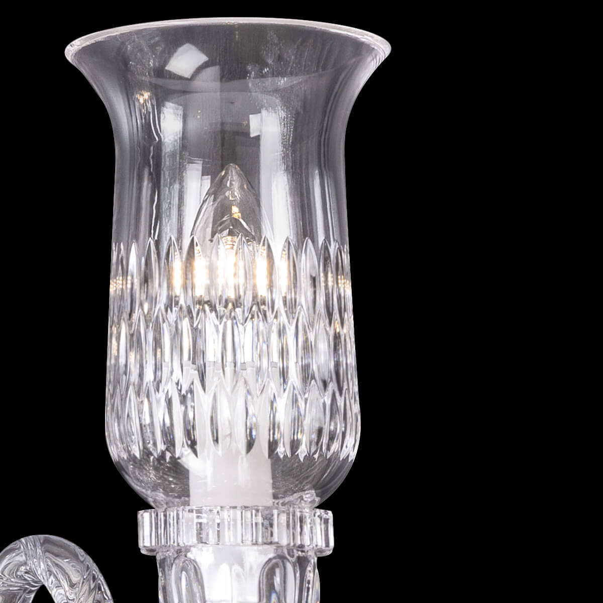Elegance Crystal Cup Bacara Wall Sconce
