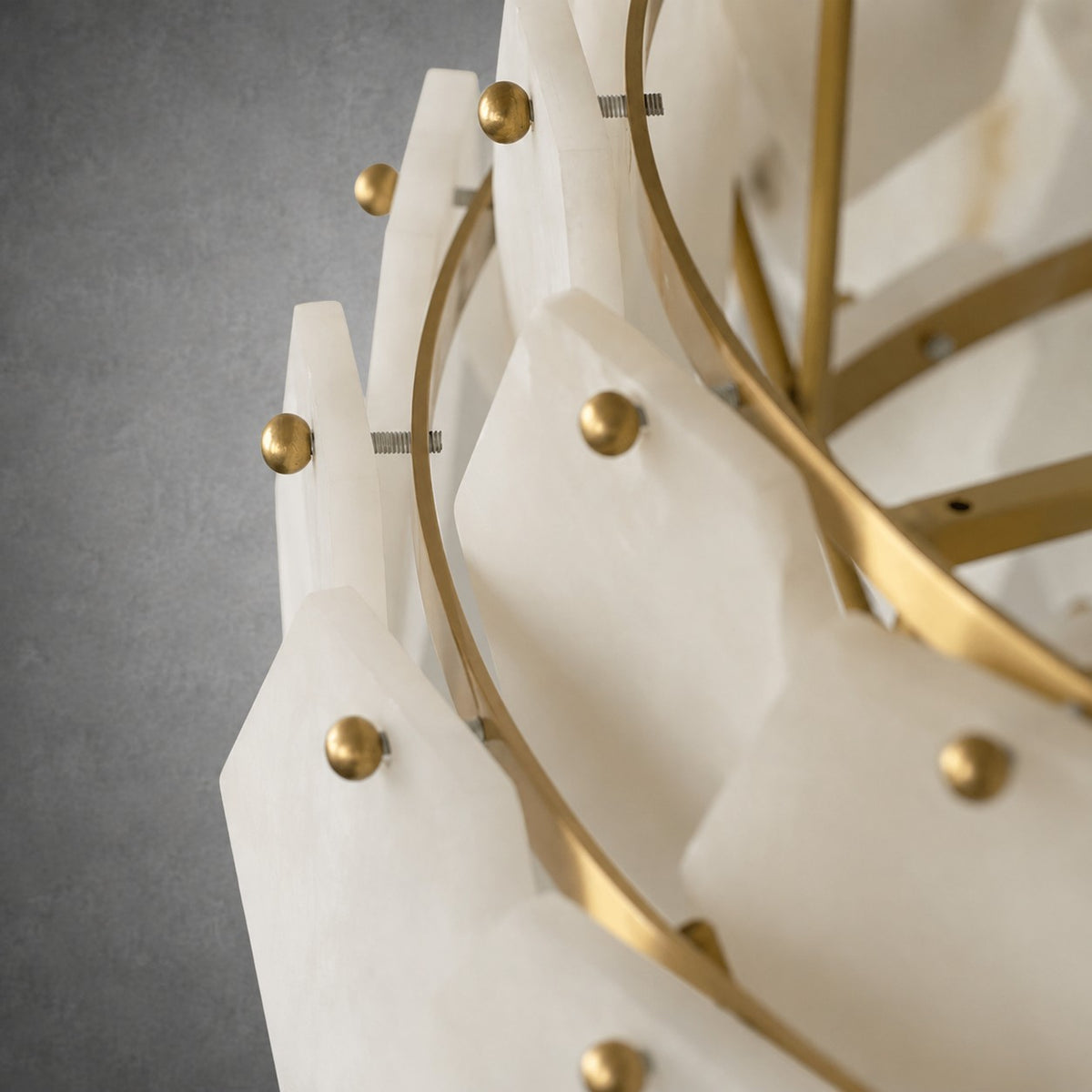 Hexa Cloud Gold & White Alabaster Pendant Light– 23.6" Diameter