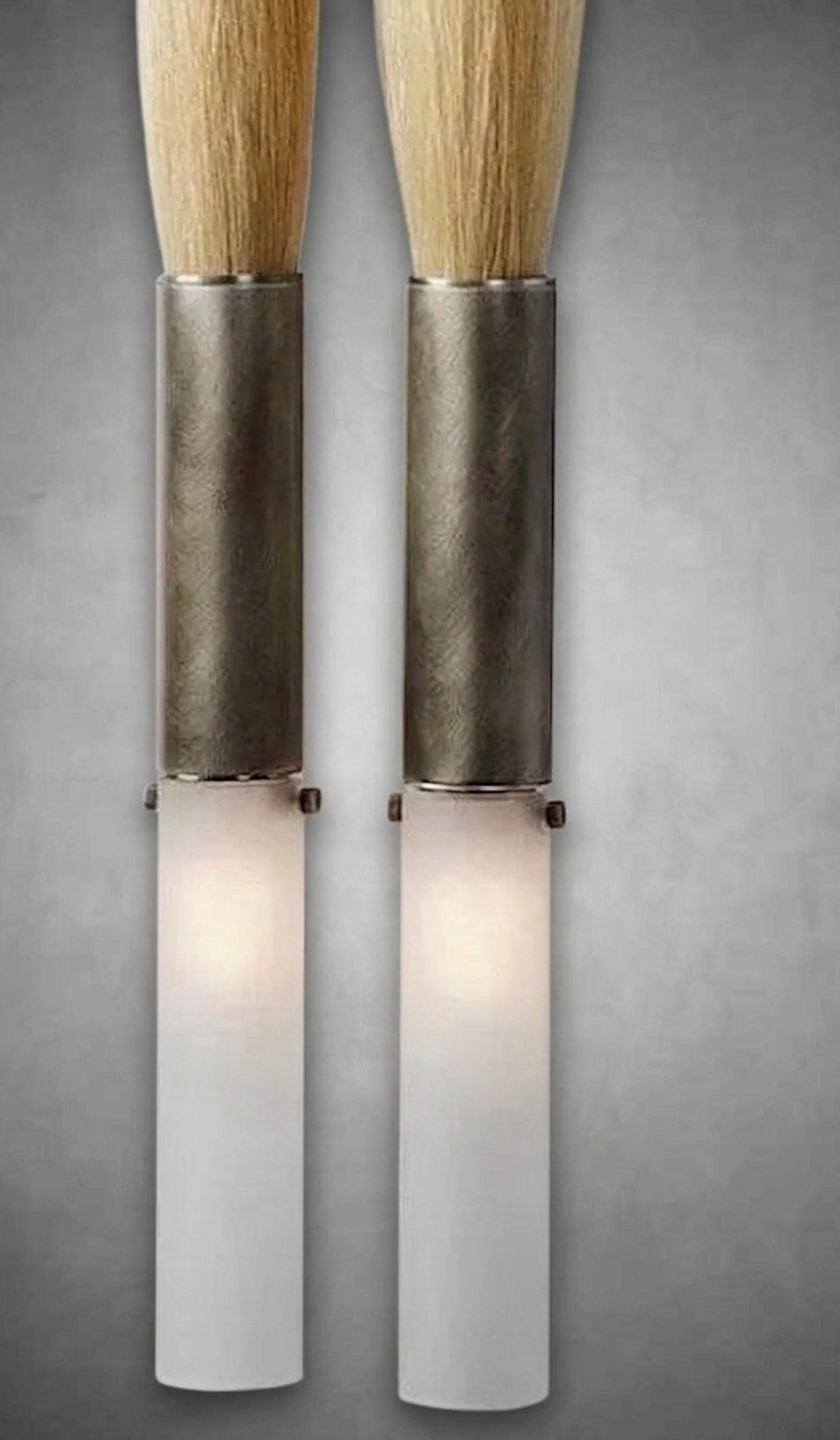 HORSEHAIR SCONCE
