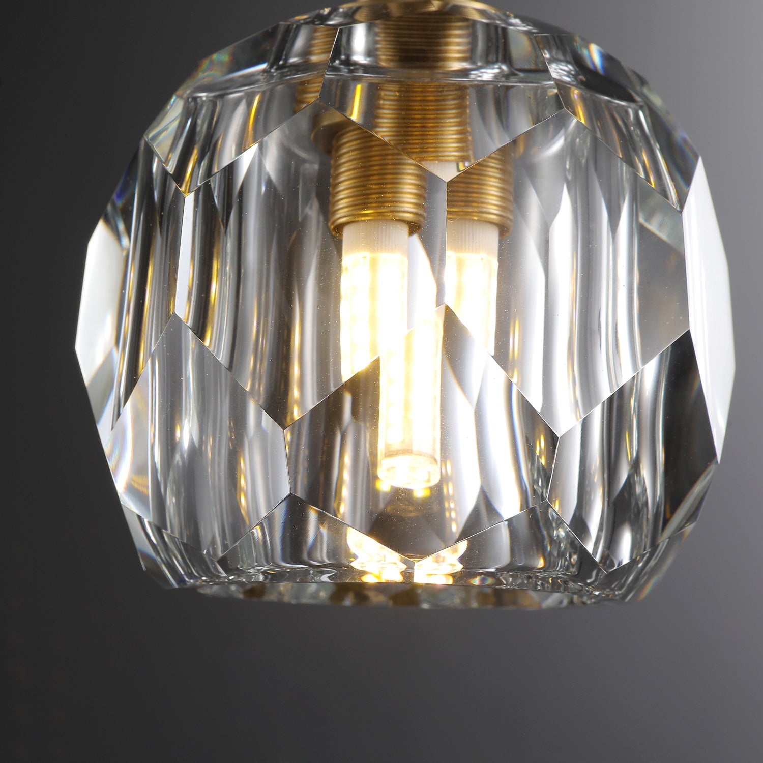 Kristal Ball Crystal Pendant Lighting, Minimalist Pendant Lamp Perfect for Modern Kitchen Islands