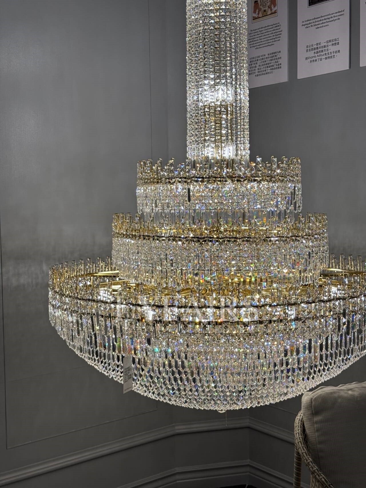 Luxury Oversized Gold European Pagoda-inspired Crystal Chandelier for Foyer/Staircase/Hallway/Entryway