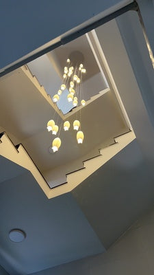 Modern White Ceramic Elegant Tulip Flower Chandelier For Foyer/Staircase