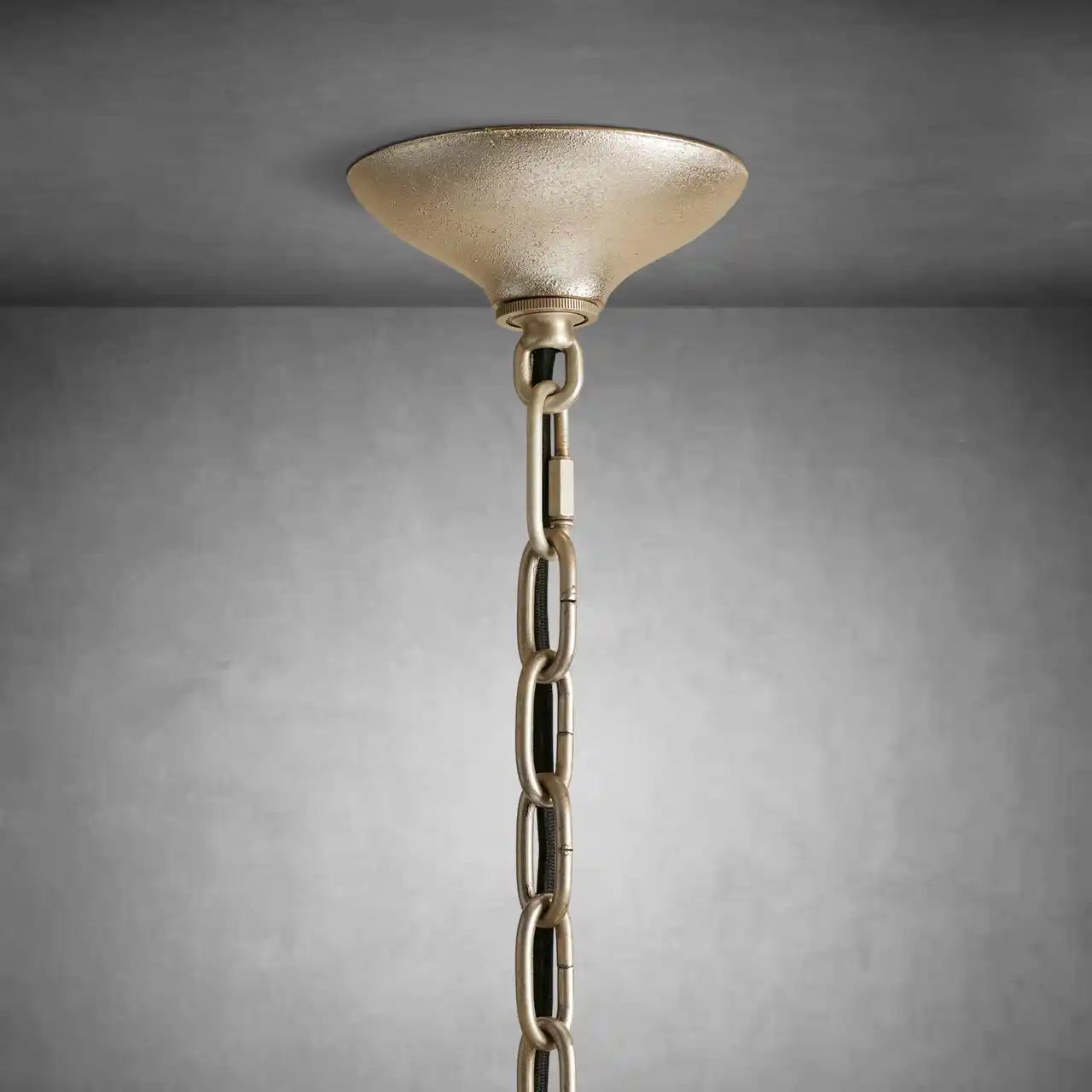 Neve Pendant