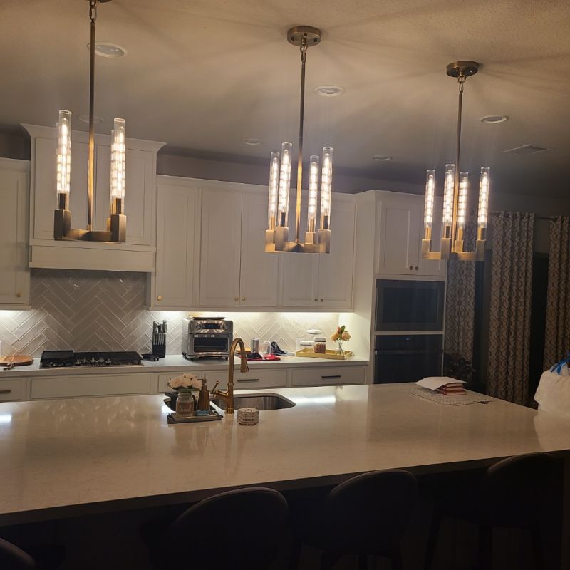 Pulse Candlestick Glass Pendant Light