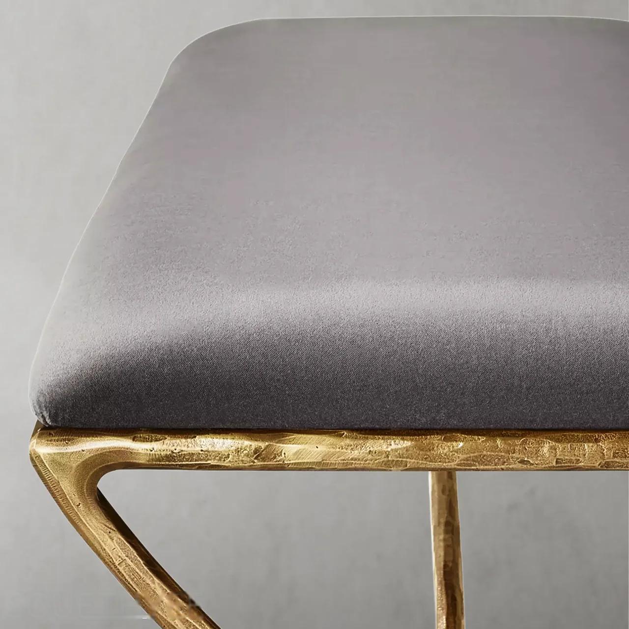 Thaddeus Alexander X-base Bench