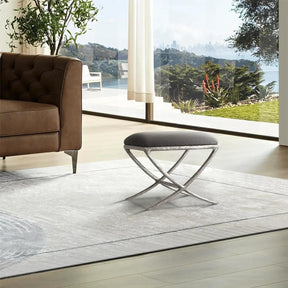 Thaddeus X-base Stool