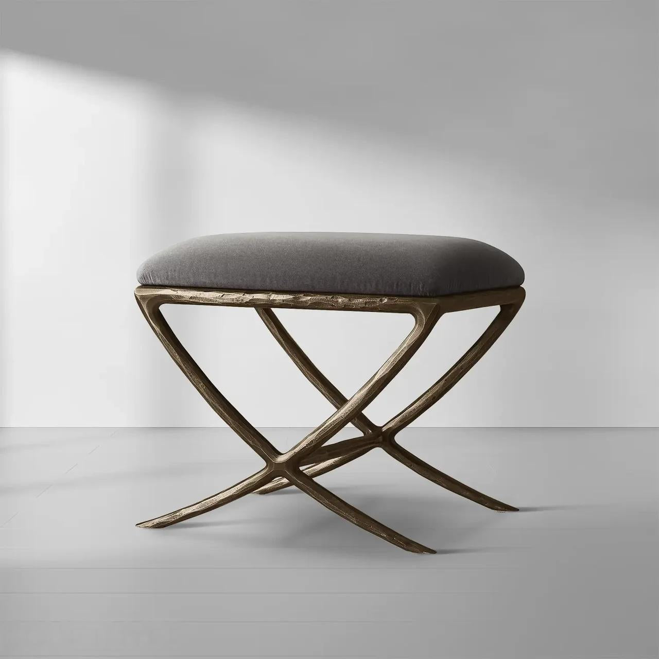 Thaddeus X-base Stool