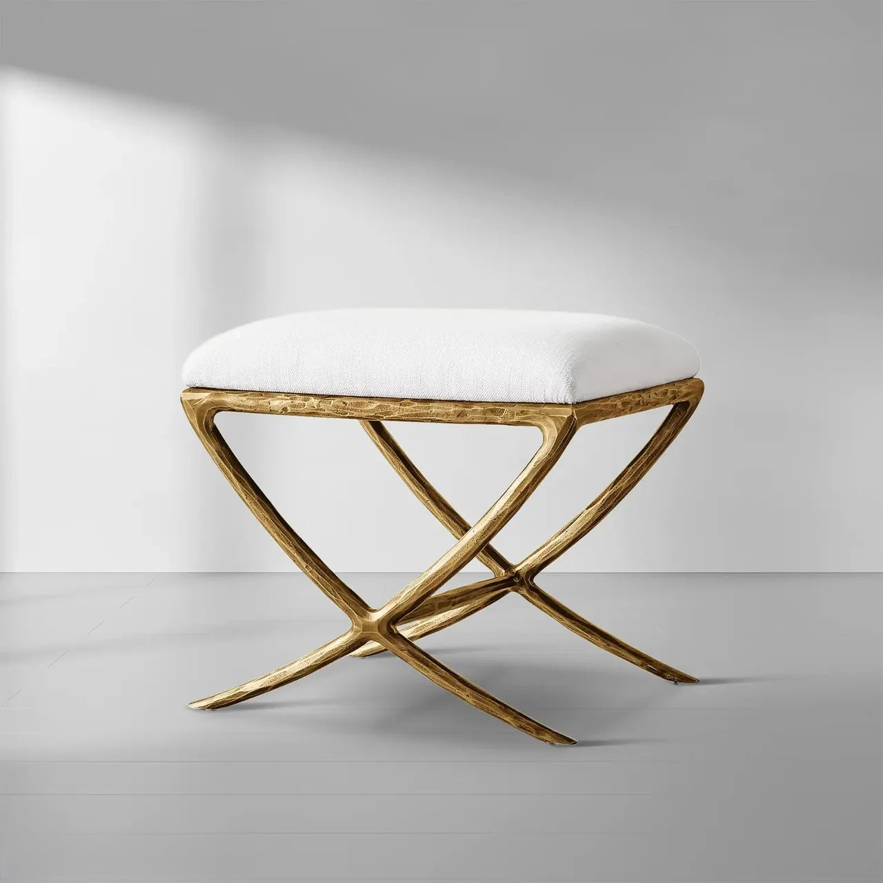 Thaddeus X-base Stool