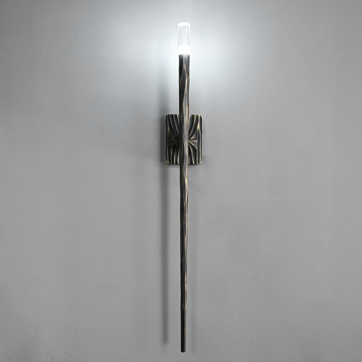 Thod Grand Sconce 36″H