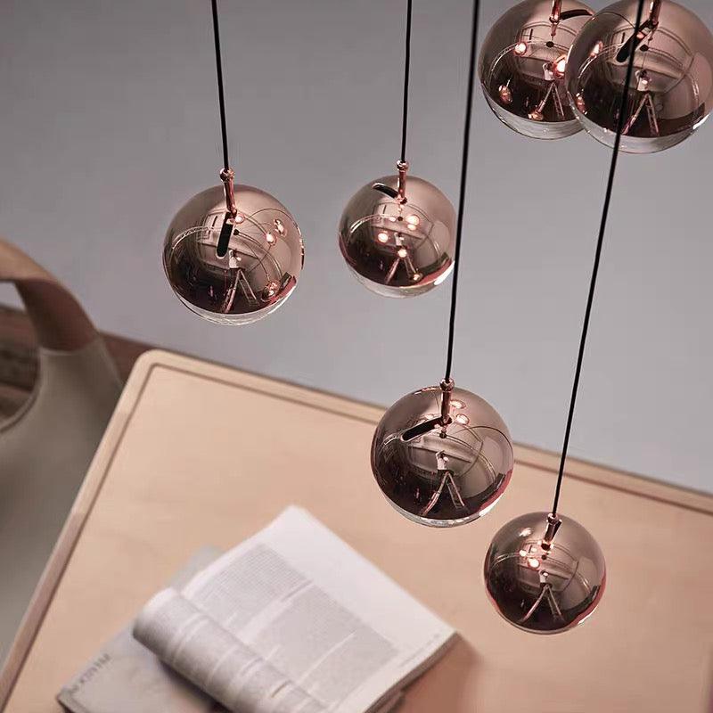 Nordic Simple Globe Pendant Suspension Light in Gold/Rose Gold