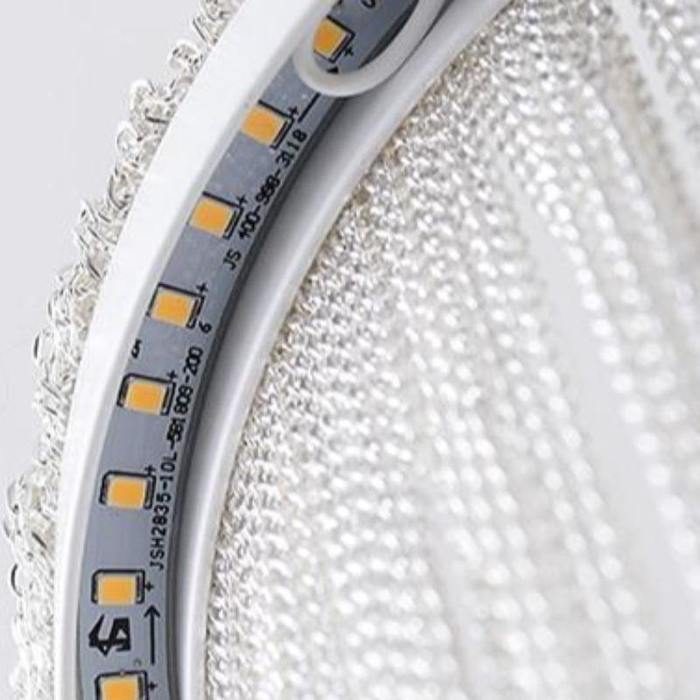 Daphne Aluminum Chain Tassel Pendant Light